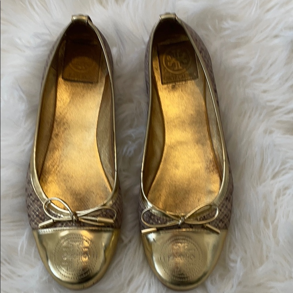 Tory Burch ballerina leather flats size 8 1/2.
